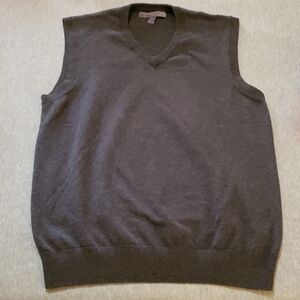 Mens Old Navy V neck Sweater Vest